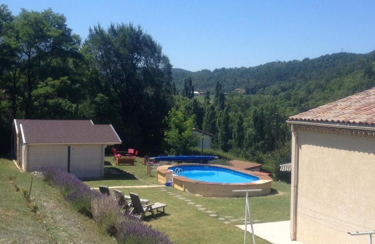 Maison De Vacances Avec Ses Petits Chalets Aouste-sur-Sye Eksteriør bilde